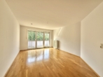 Wohnzimmer - „Tschüss Miete – hallo Eigentum! 3-Zimmer-Wohnung mit Balkon & TG“