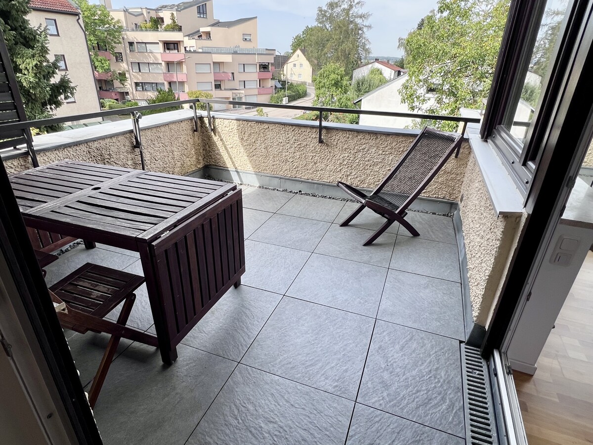 Terrasse vom Schlafzimmer ausgehend