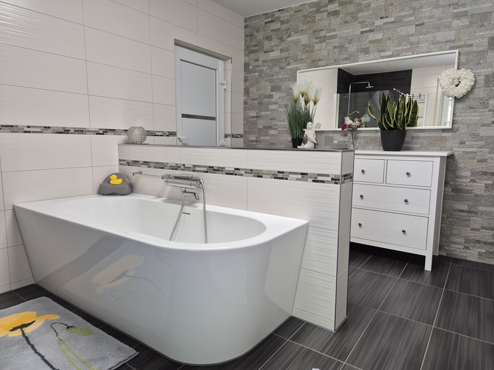 Badewanne EG