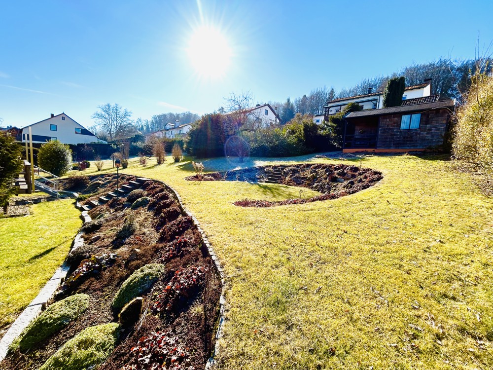 Ihr Garten aus Westen