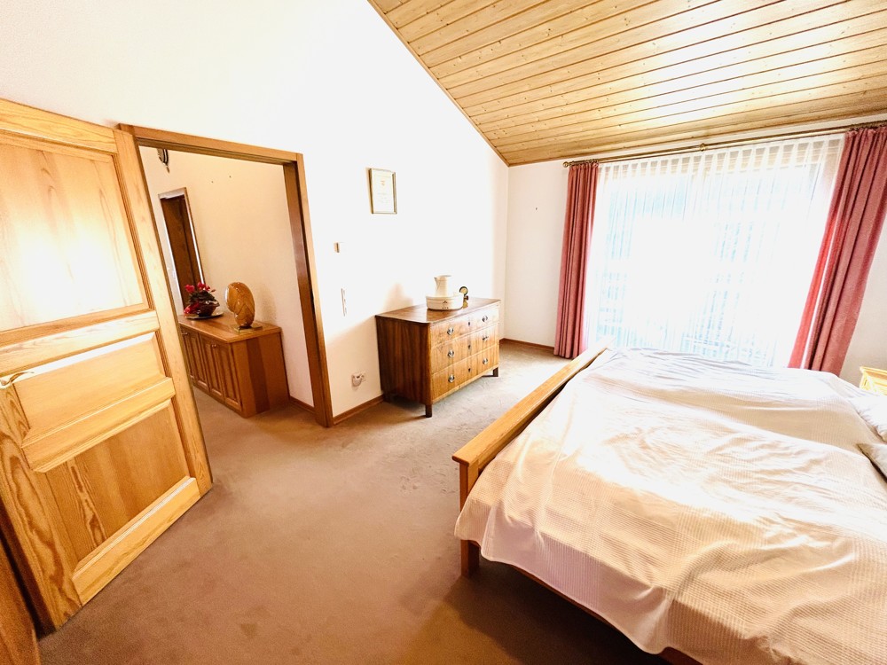 Ihr Schlafzimmer gen Terrasse & Diele