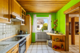 Küche - Großzügiges Einfamilienhaus mit reichlich Ausbaupotenzial & herrlichem Gartenparadies!