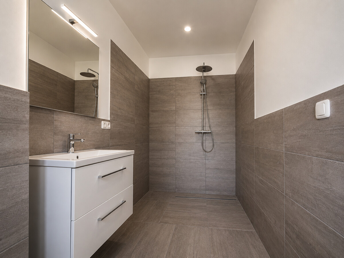 Badezimmer 2