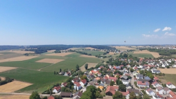 Wahlfreiheit für Familien: neu bauen oder Altbau sanieren im beliebten Oberisling, 93053 Oberisling, Einfamilienhaus