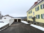 Hofeinfahrt - Kernsaniert: 3-Zimmer-Wohnung mit Garage und gemeinschaftlichem Garten