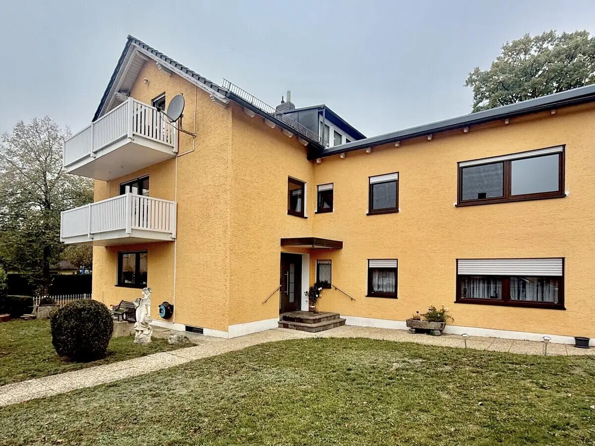 Erstbezug nach umfassender Renovierung – großzügige 3-Zimmer-Wohnung mit Balkon - Photo 4