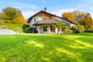 Hochwertige Villa in Traumlage mit Blick bis zum Dom!, 93138 Lappersdorf, Villa