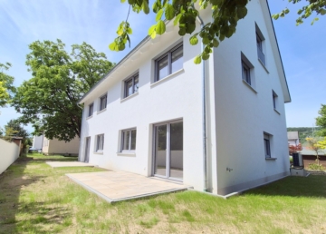 Sofort einziehen und wohlfühlen: Neubau Doppelhaushälfte in top Lage, 93055 Regensburg, Doppelhaushälfte