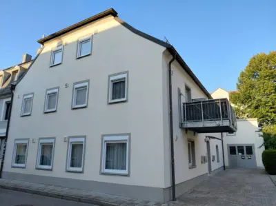 Rgbg-Steinweg: 2,5-Zi-Whg in guter Lage- frei!, 93059 Regensburg, Etagenwohnung