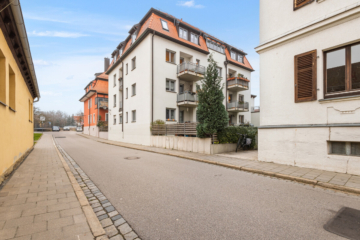 Stadtamhof! Wohnen in Bestlage: 2 Zimmer, Balkon und Tiefgarage, 93059 Regensburg, Etagenwohnung