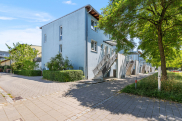 Attraktives Reiheneckhaus mit ca. 27m² Terrasse und Gartenanteil!, 93055 Regensburg, Reiheneckhaus