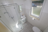 Duschbad/Gäste WC - | Ein Zuhause für alle Lebensphasen | Rollstuhlgerecht, familienfreundlich und naturnah