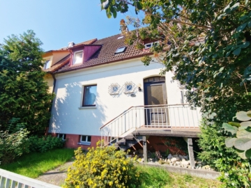 Küss mich wach!, 91083 Baiersdorf, Reihenmittelhaus