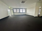 Empfangraum - Moderne Gewerbefläche in Landshut – ideal für Büro oder Praxis- empfangen, beraten, durchstarten!