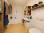 Haus Nr.1 OG (KI-generierte Visualisierung – kein Originalfoto)