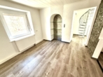 In Ihrem Esszimmer gen Flur & Treppe in Ihr Dachgeschoss - Am Herzen der Stadt!