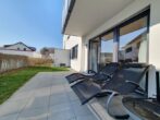 Neu und modern: Einziehen und Wohlfühlen! - Terrasse mit Garten