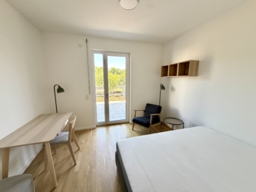 Hochwertiger Erstbezug: Möblierte 1-Zimmer-Wohnung mit Terrasse und TG-Stellplatz in Sinzing!, 93161 Sinzing, Erdgeschosswohnung