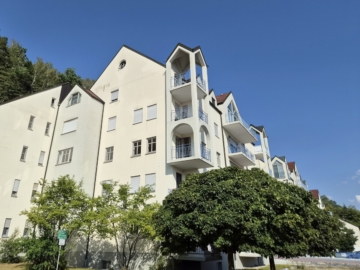 Großzügige Wohnung zum sofort Einziehen und Wohlfühlen!, 92421 Schwandorf, Etagenwohnung