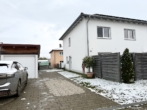 Außenansicht - Neuwertige Doppelhaushälfte in ruhiger Wohnlage mit Garten und Garage