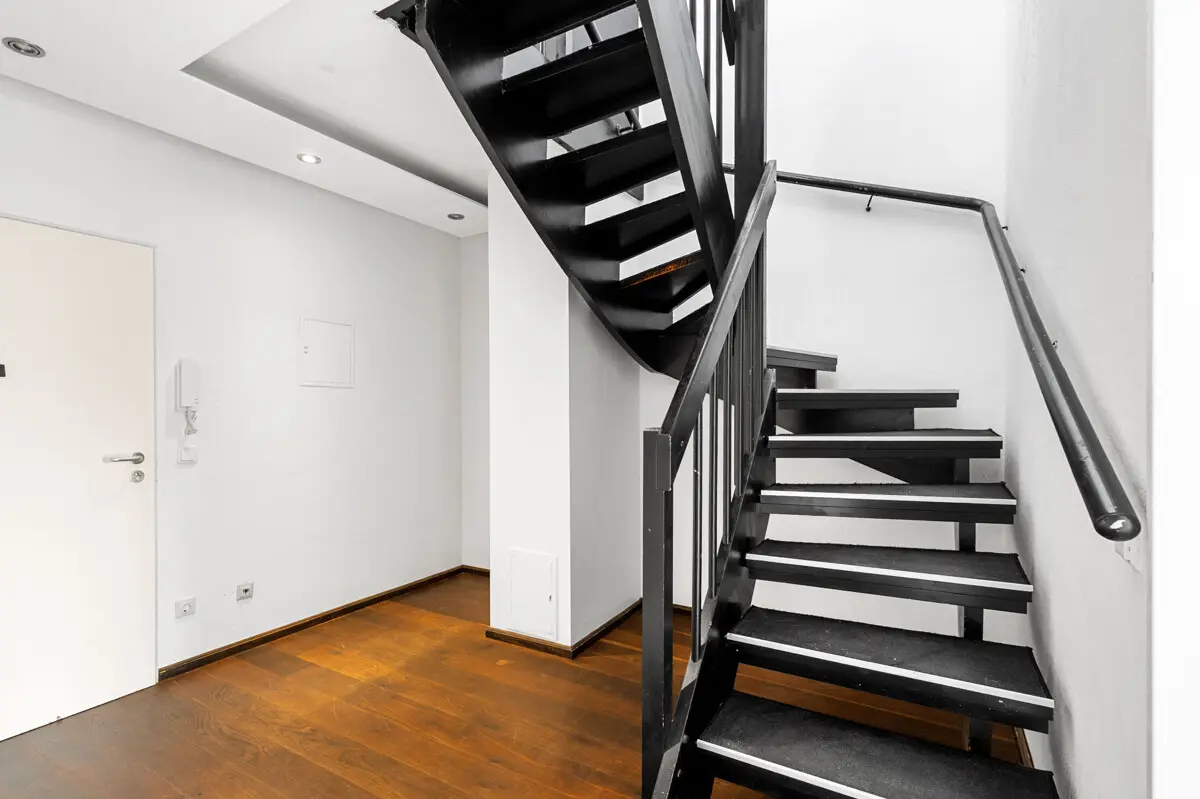 14 Treppe E1/E2