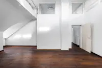 26 Wohnzimmer