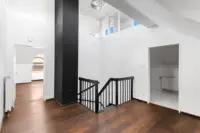 21 Zugang Wohnzimmer