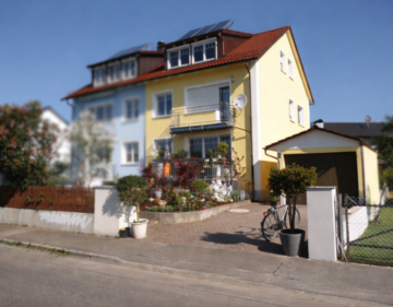 „Großzügige Doppelhaushälfte in Bestlage von Schwandorf – Wohnen mit Naabblick“, 92421 Schwandorf, Doppelhaushälfte