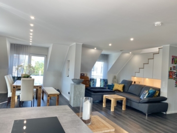 „Luxuriöses Maisonette Wohnung in KFW-Energieeffizienzhaus – lassen Sie sich verzaubern!“, 93342 Saal an der Donau, Penthousewohnung