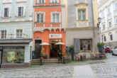 Ihr Kleinod inmitten der Passauer Altstadt: Denkmalobjekt am Residenzplatz - Wohn- und GeschäftshauCafé EG