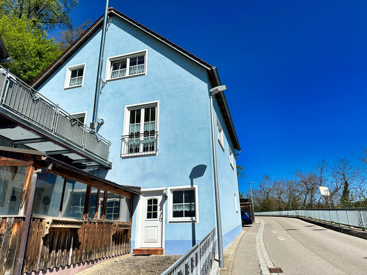 Ihr Haus von Westen her