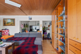 Wohnzimmer - Familienfreundliches EFH mit großem Garten, Einliegerwohnung & Ausbaupotenzial – auf Erbpacht!