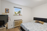 Schlafzimmer - Familienfreundliches EFH mit großem Garten, Einliegerwohnung & Ausbaupotenzial – auf Erbpacht!