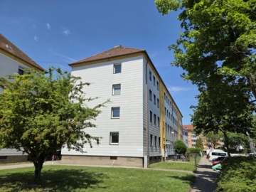 Sofort beziehbar – Über 4% Rendite !, 93055 Regensburg, Erdgeschosswohnung