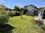 Garten - Renditestarkes Anlageobjekt: Vermietetes Zweifamilienhaus in Hohenfels!