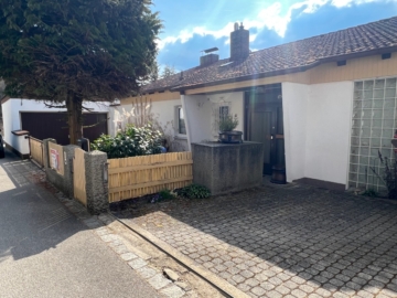 Ihr neues Zuhause!, 93152 Undorf, Einfamilienhaus