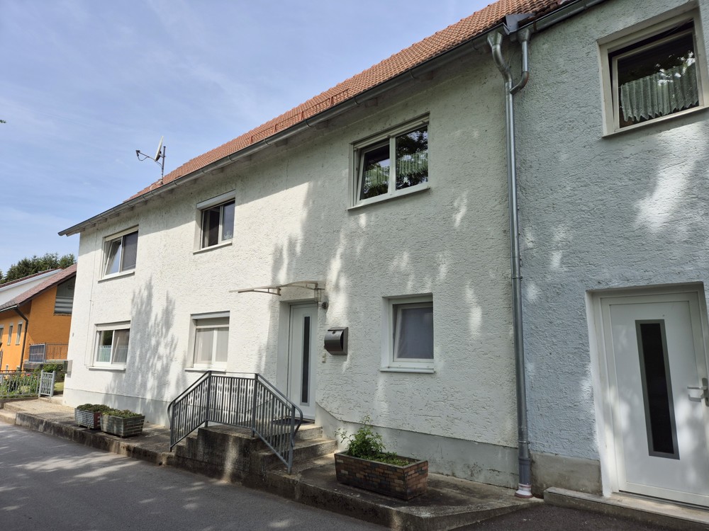 Straßenansicht Haus 1