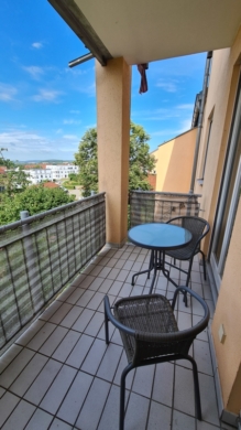 Endlose Weitsicht – Bad Abbach zur Ihren Füßen, 93077 Bad Abbach, Etagenwohnung