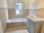 Badezimmer EG