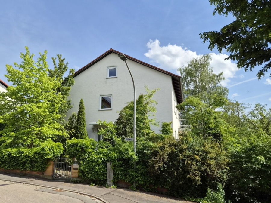 Straßenansicht