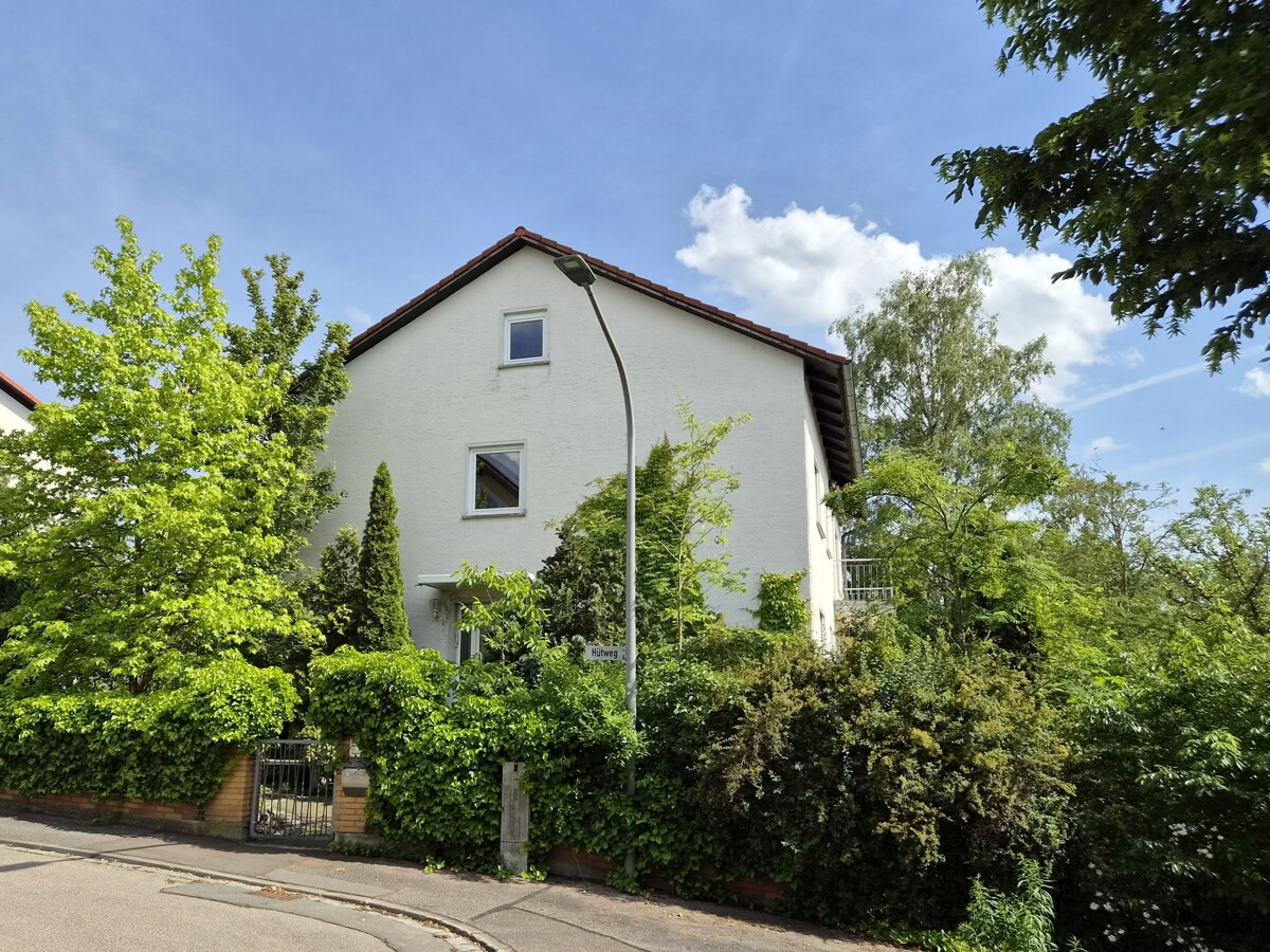 Straßenansicht