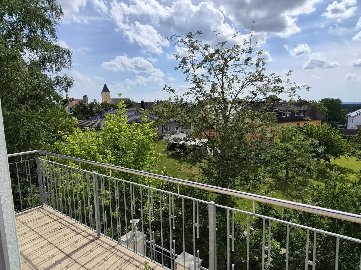 Balkon OG