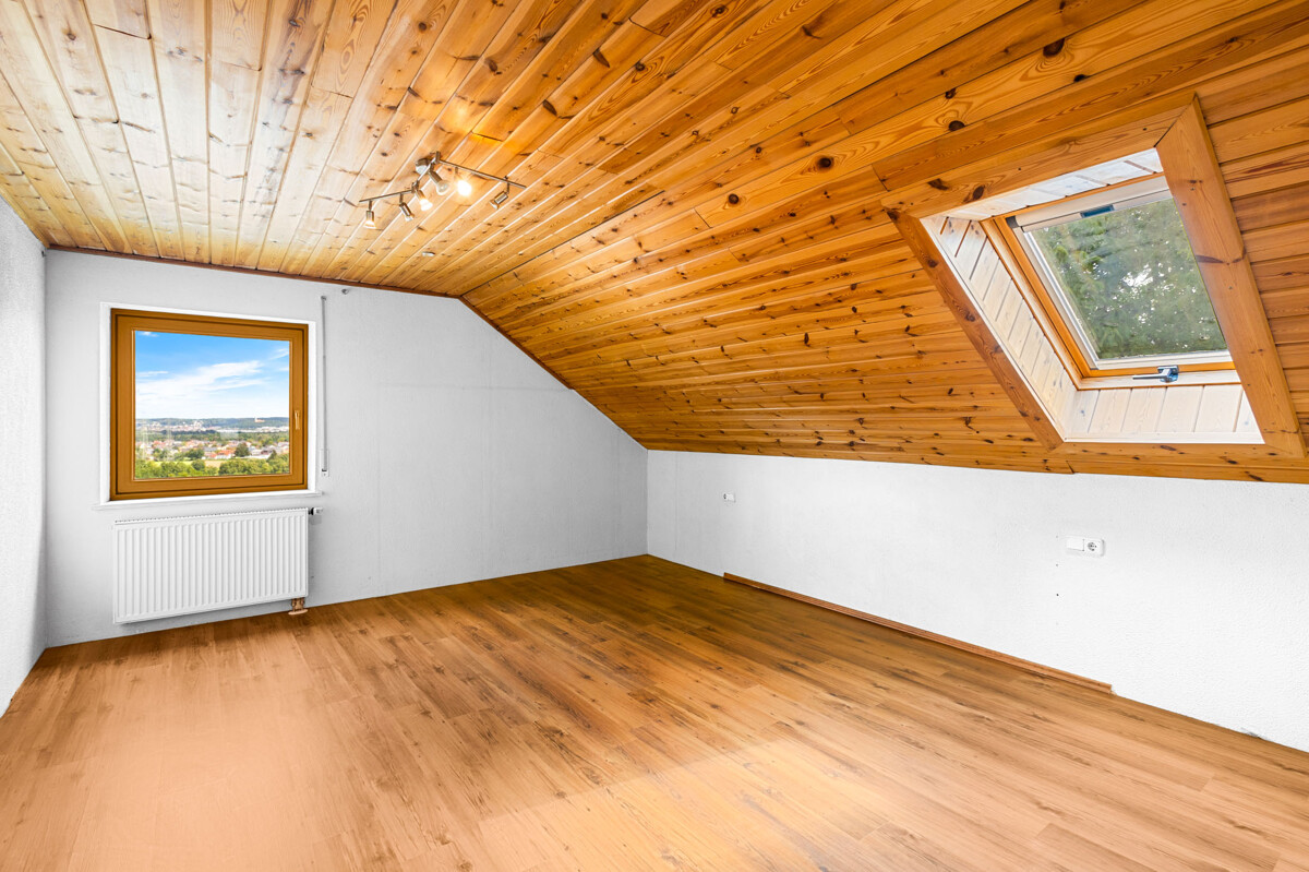 23 Schlafzimmer DG