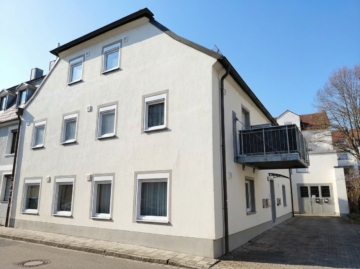 Rgbg-Steinweg: sanierte 3-Zi-Altbauwohnung, 93059 Regensburg, Etagenwohnung