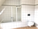 Baadezimmer - 2-Zimmer Dachgeschoss Wohnung im Herzen von Schwandorf