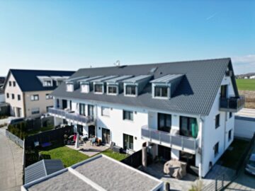 Modernes Wohnambiente! Energieeffiziente 3-Zimmer-Wohnung – mit Südterrasse und sonnigem Garten, 93055 Regensburg, Erdgeschosswohnung