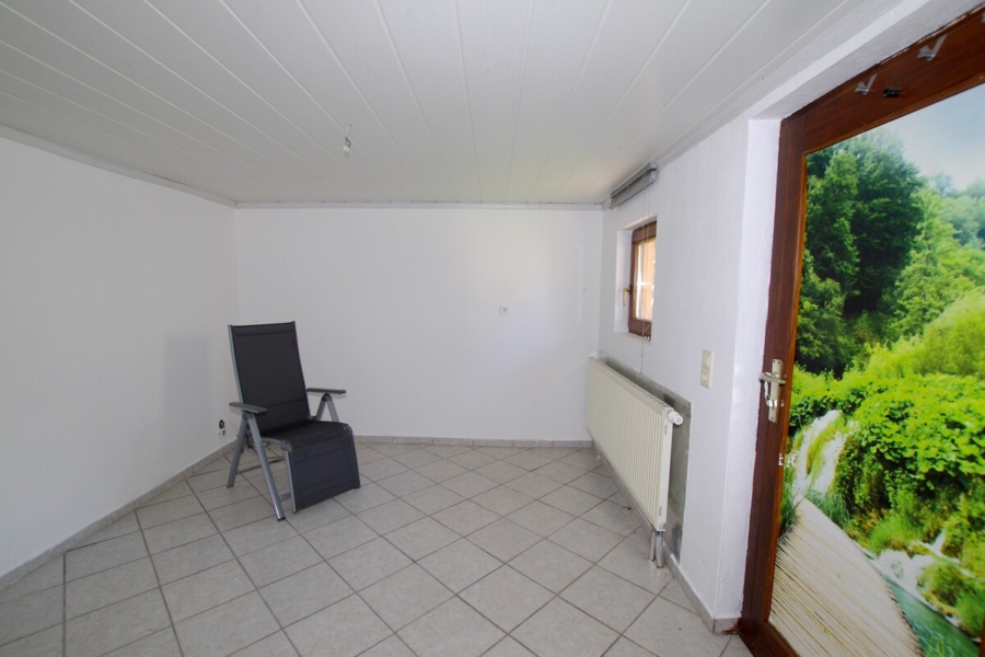 Zimmer hinter dem Badezimmer