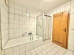 Badezimmer - „Tschüss Miete – hallo Eigentum! 3-Zimmer-Wohnung mit Balkon & TG“
