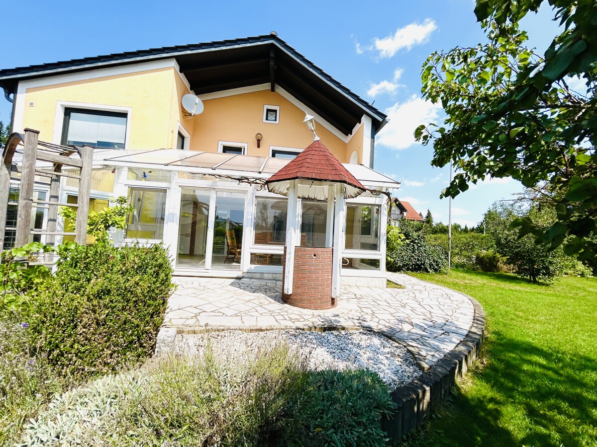 Ihr Haus gartenseits von Süden