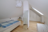 Bild - Zentral gelegene Maisonette – Wohnung mit Balkon